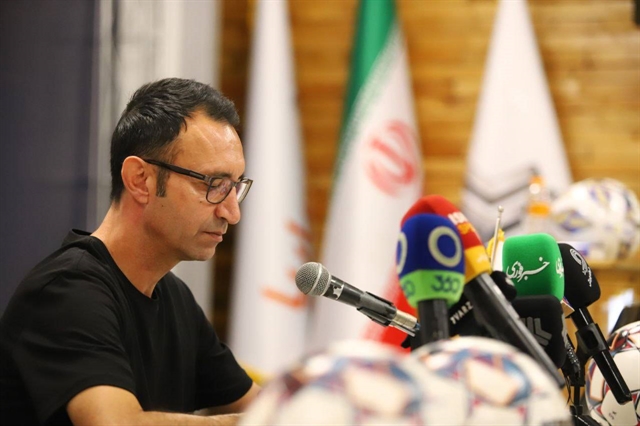 رضا عنایتی، سرمربی خوش نام تیم فوتبال سایپا